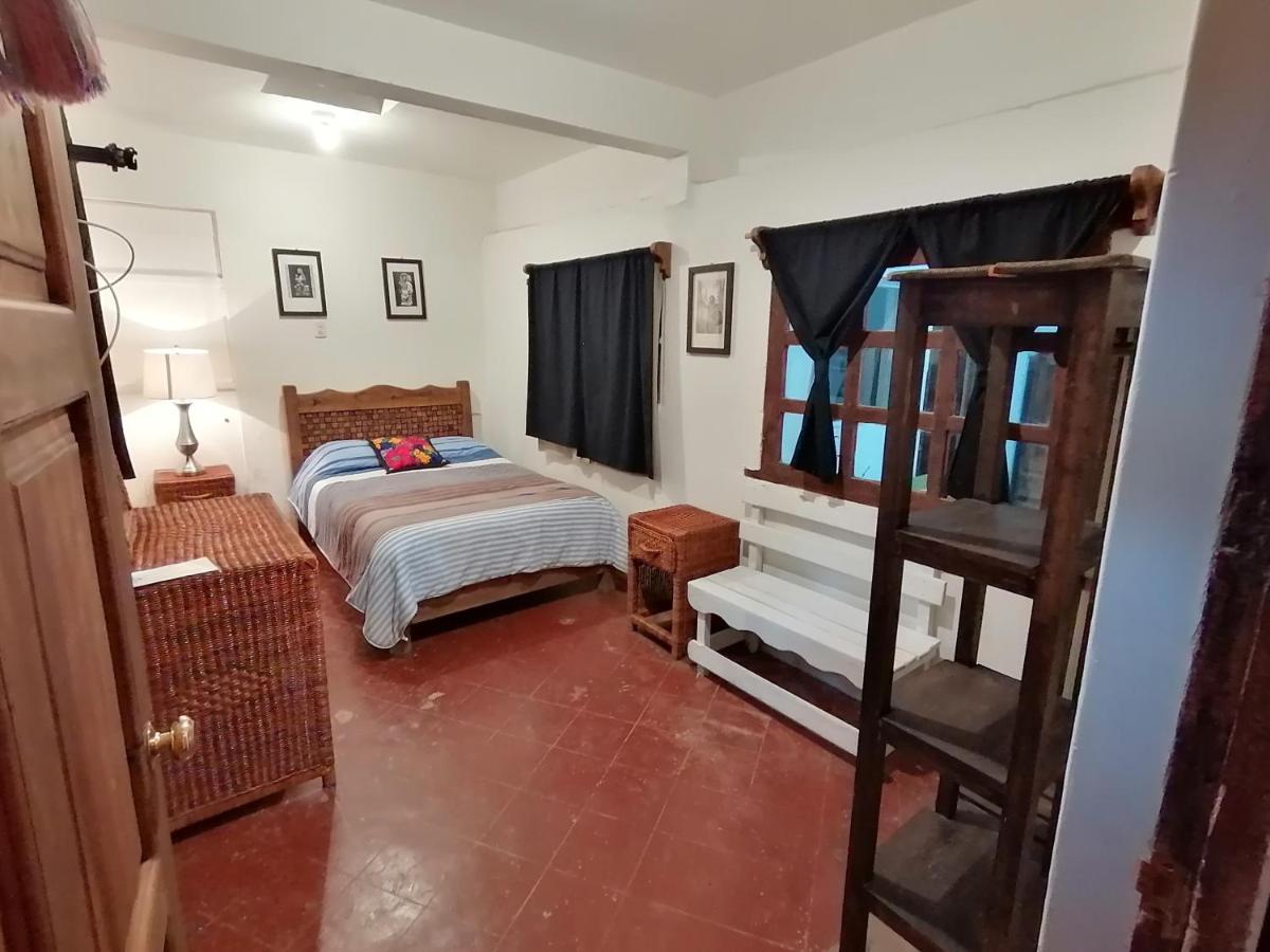 Отель Posada Santa Сан-Кристобаль-де-Ла-Касас Экстерьер фото